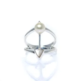 On Point Pearl Ring